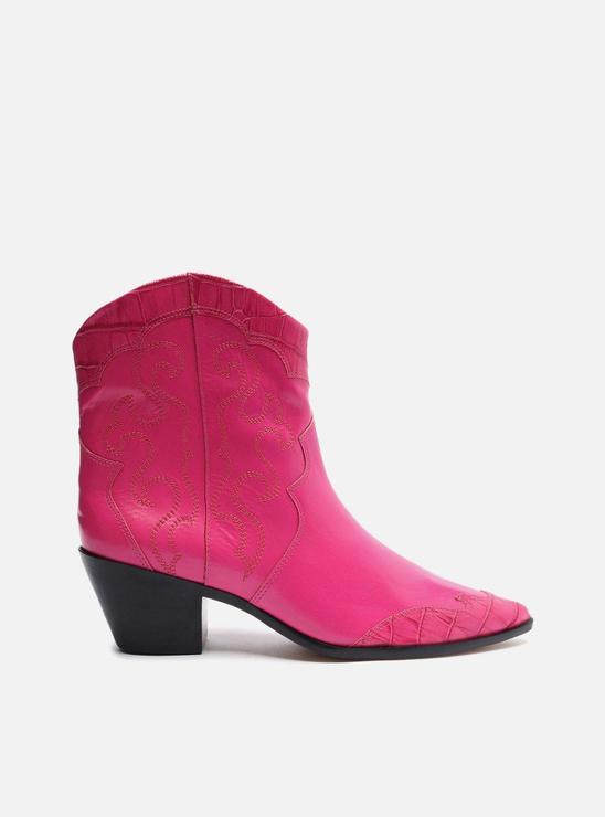 Bota Rosa Couro Cano Curto Bordado Western