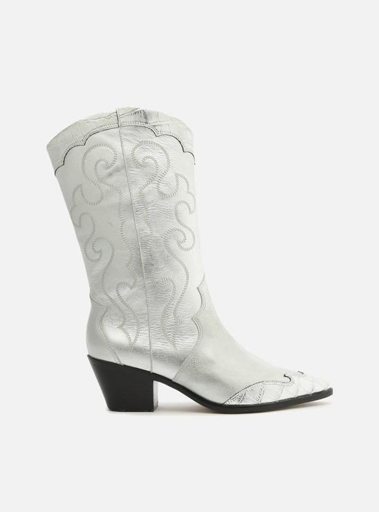 Bota Prateada Couro Cano Médio Bordado Western